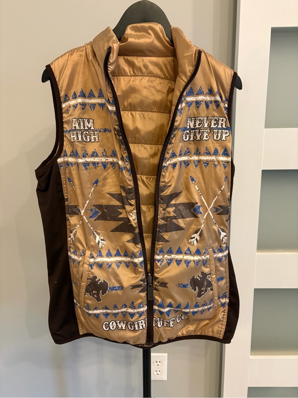 Cowgirl Tuff women’s vest